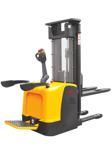 Штабелер самоходный 1,5 т 5,6 м XILIN CDDK15-III Li-ion 24/230 В/Ач ЭУР (с платформой) — фото 1